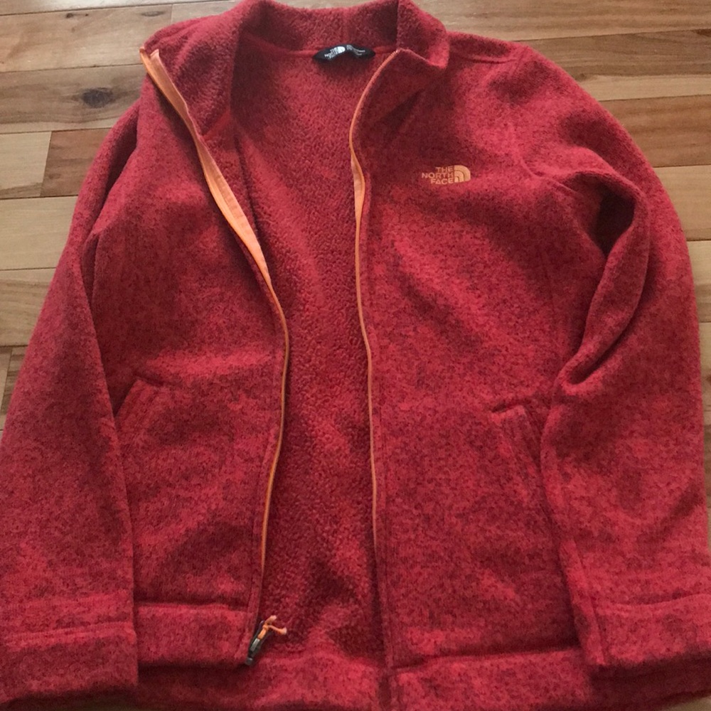 Women’s Northface Zip-up